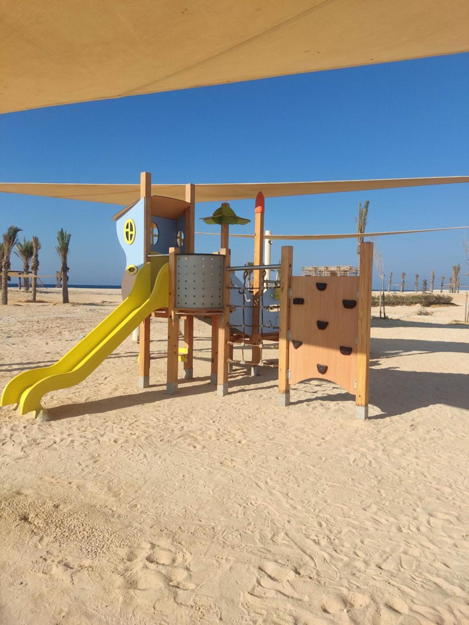 D-Bay North Coast Hotel Zawiyat 'abd al Mun'im Kültér fotó