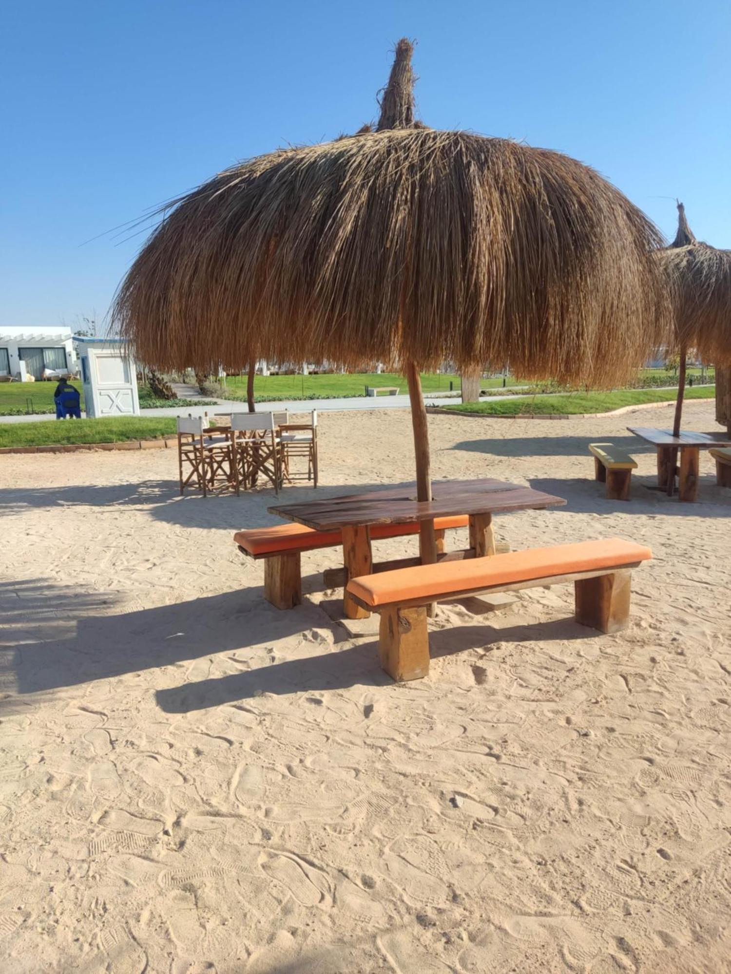 D-Bay North Coast Hotel Zawiyat 'abd al Mun'im Kültér fotó